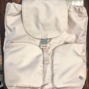 Lululemon Carry On Rucksack 12L light pink/mauve